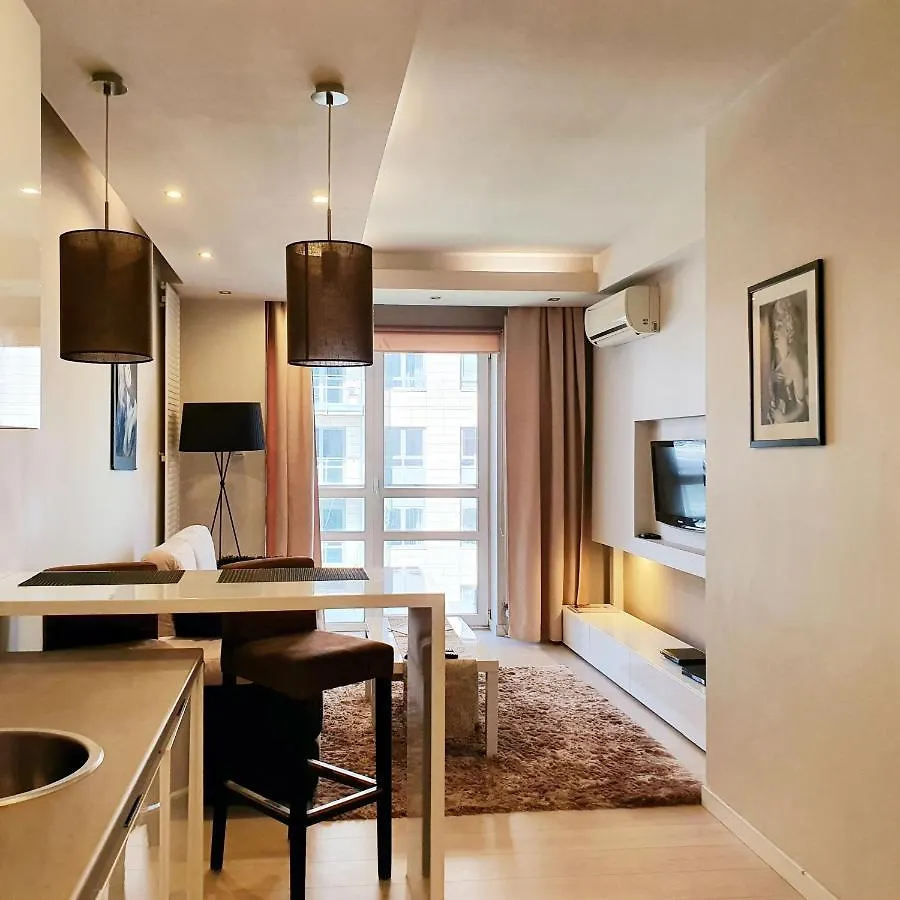 Chopin Apartments - Platinum Towers Warsaw Poland