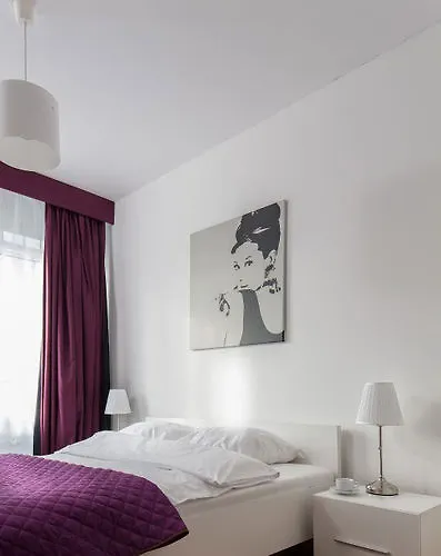 Chopin Apartments - Platinum Towers Warsaw 0*,  Poland